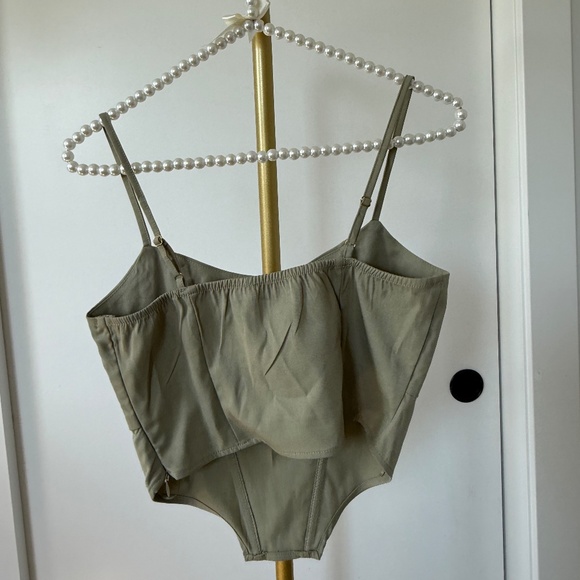 Naanaa Khaki Cargo Mini Skirt & Corset Top Set - Picture 4 of 9